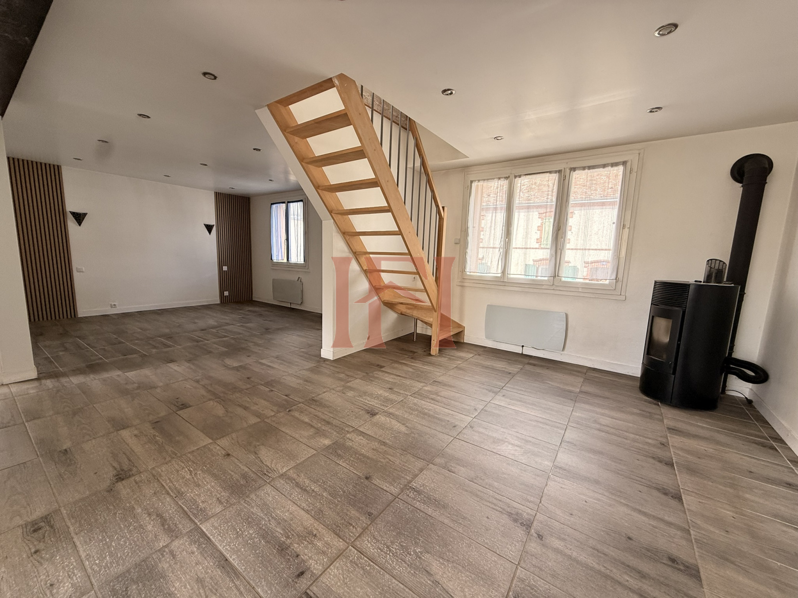 Maison 4 pièces 78 m² · à Saint Denis Lanneray · 78,4 m² · 148 000 €